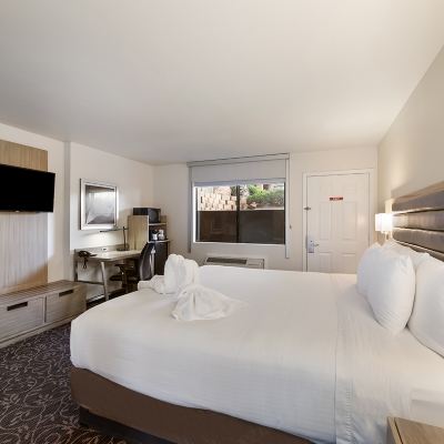 Accessible King Room GreenTree Inn Sedona Promo Code