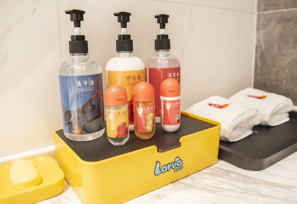 親子爆笑蟲雙床房（航空主題打卡+智能客控+迷你吧）