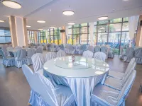 Huangguoshu Fengwei Hotel فنادق في جَن نينغ