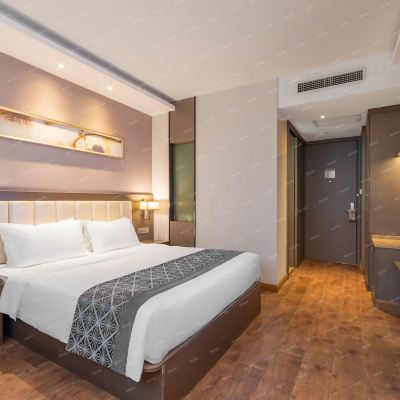 休閑大床房 宿適輕奢酒店（上海外灘南京路步行街店）優惠