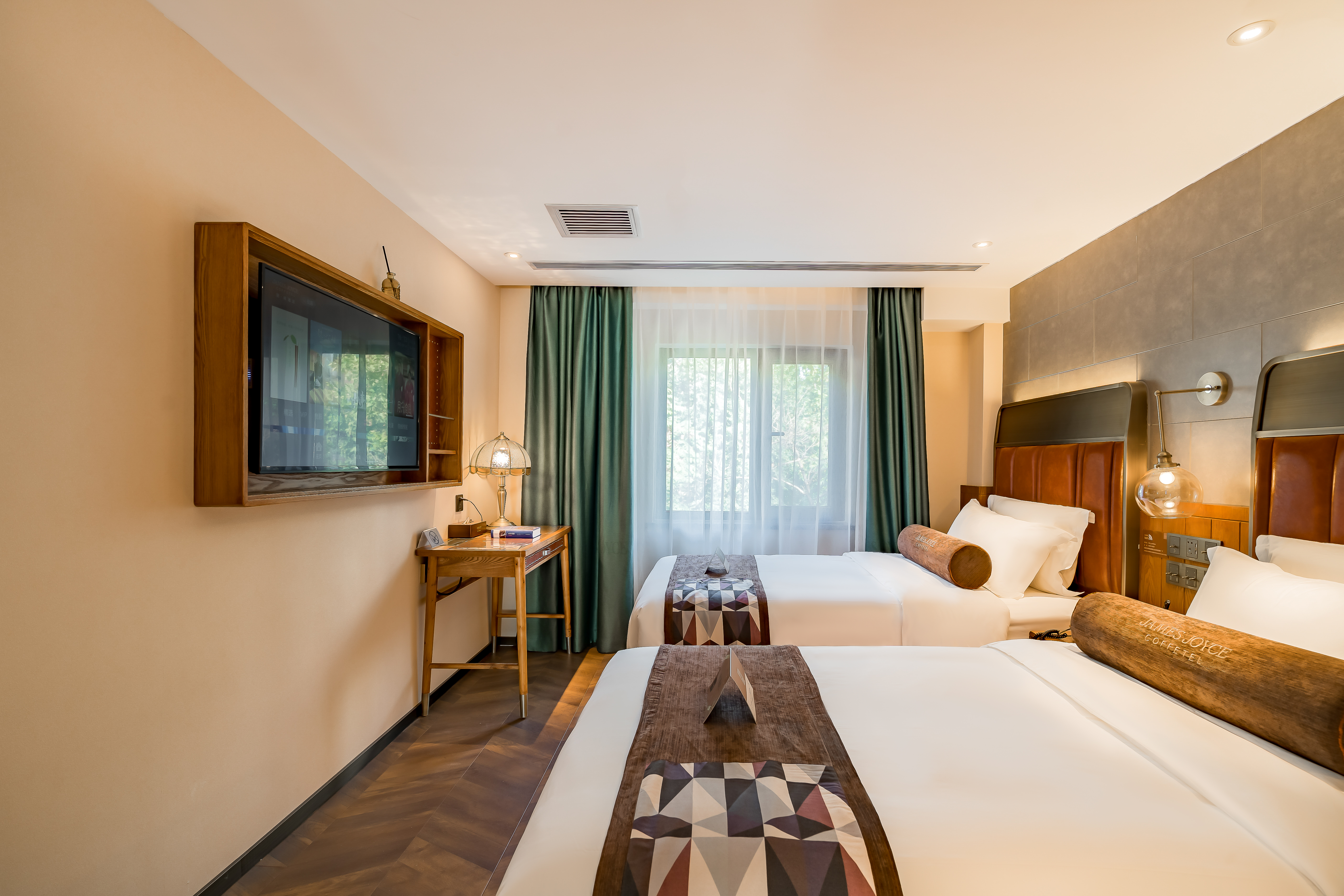 啡凡豪华双床房