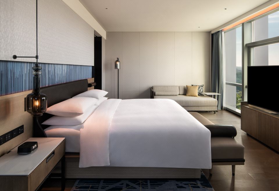 行政全江景套房