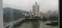 Dongfeng Hotel