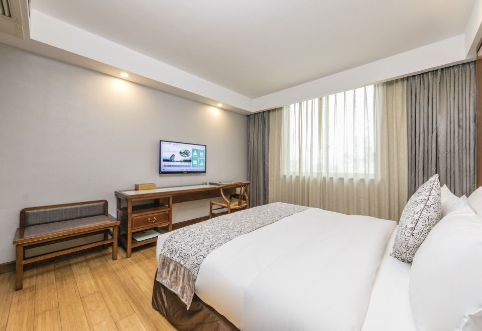Superior Queen Room