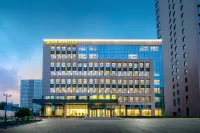 Rich Hotel