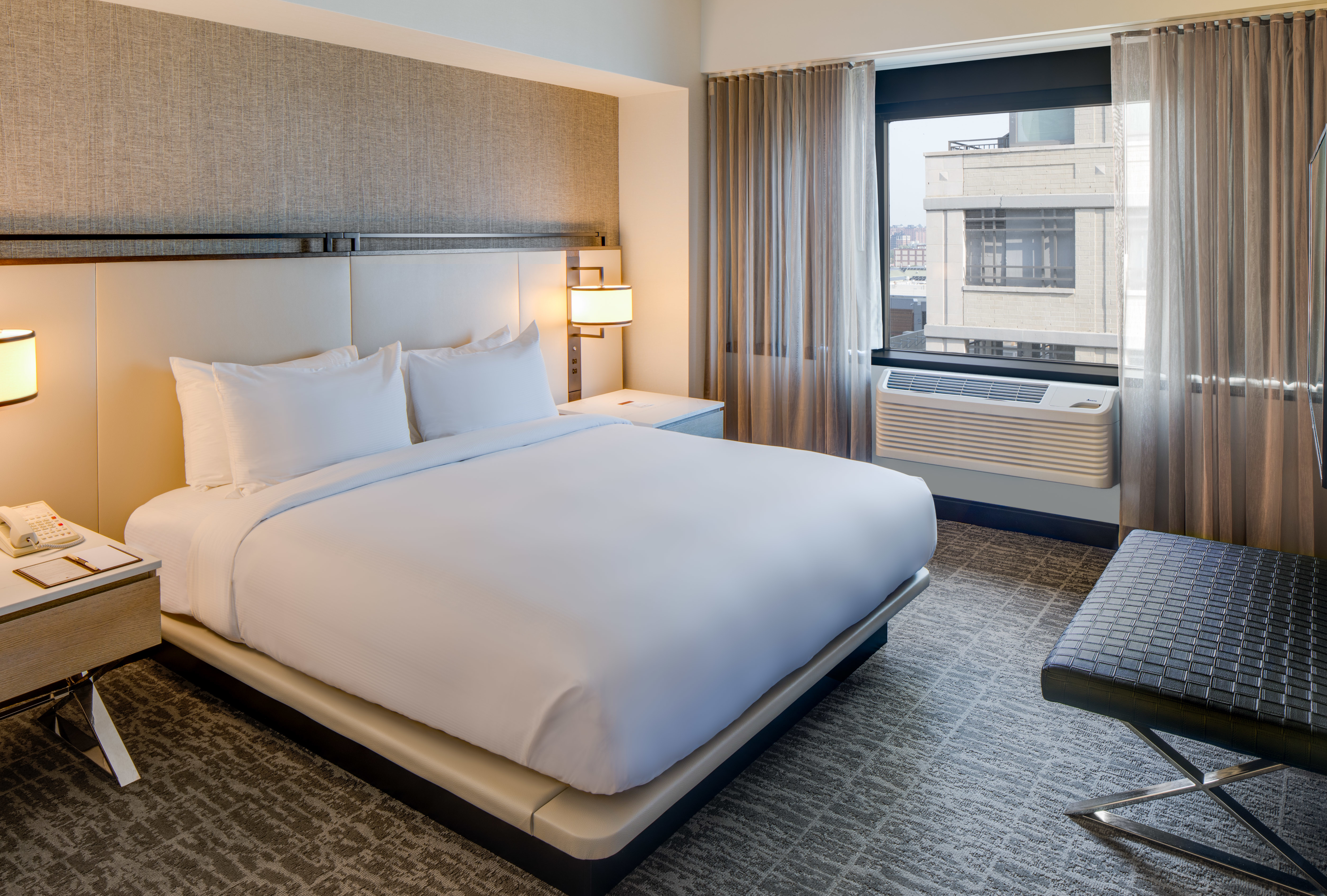 精致特大床套房