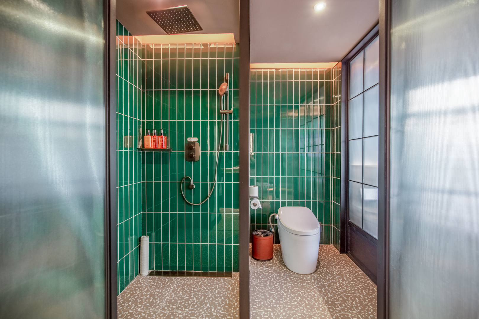 加州大床房（智能客控+电视投屏+小冰箱）