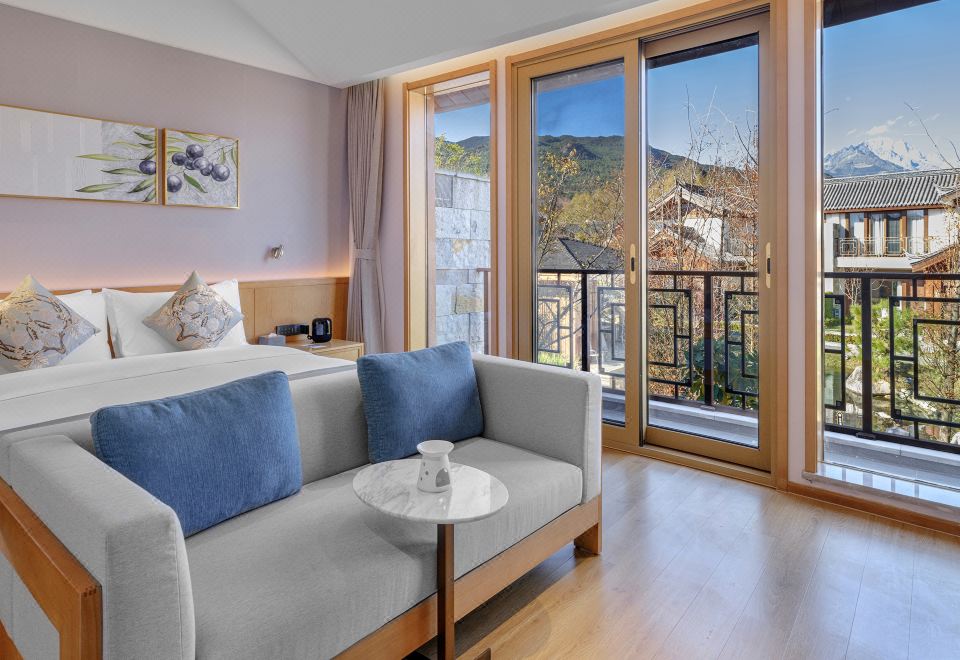 河畔複式豪華單卧別墅