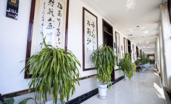 Home Inn Huaxuan Hotel (Gaotang Branch)