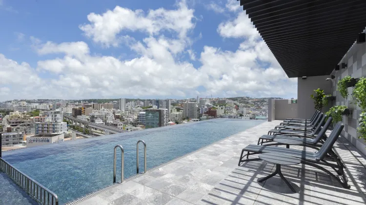 ヒューイットリゾート那覇 外観