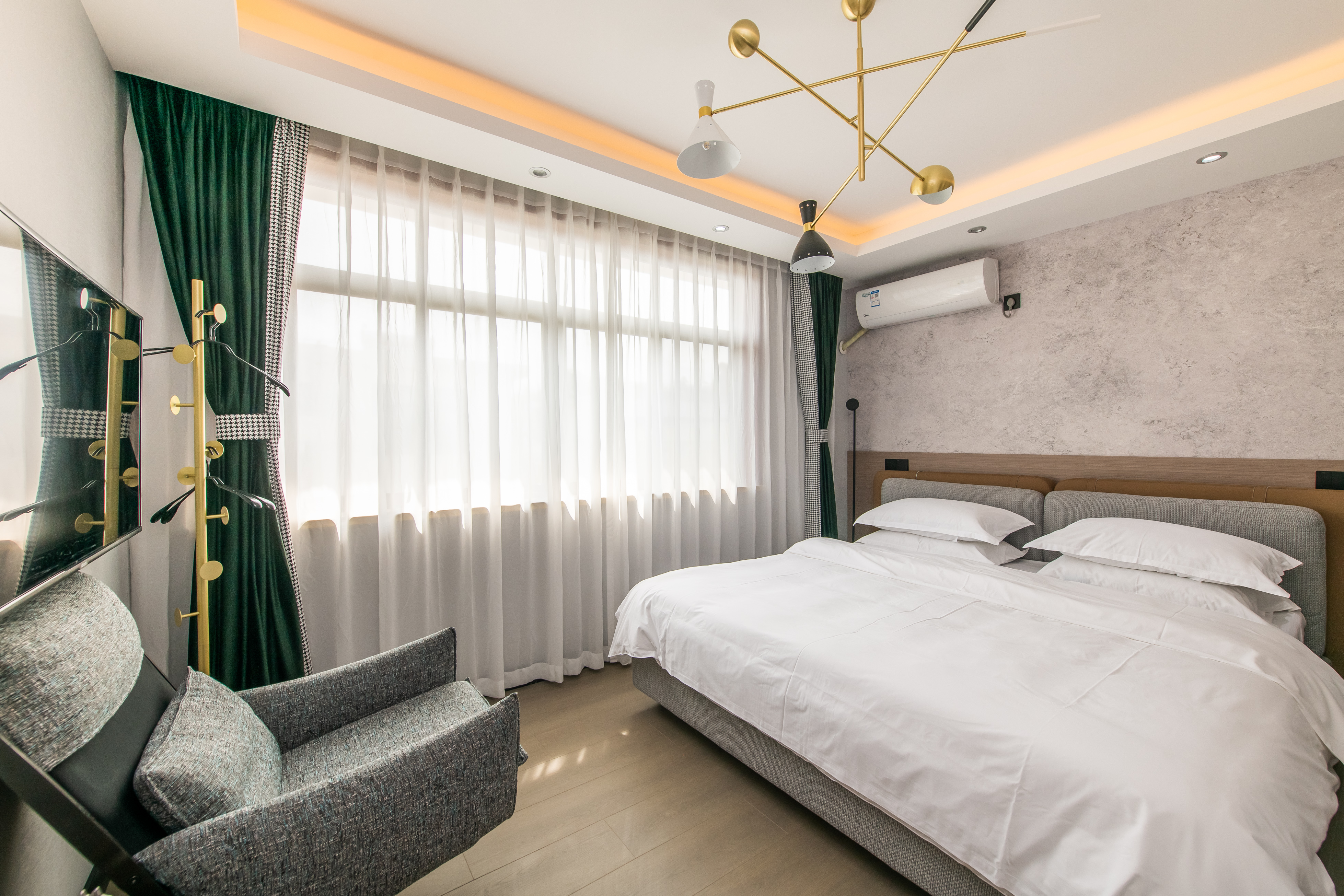 蜗牛谷8房湖景独栋度假别墅