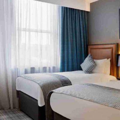 Superior Room With 1 Double & 1 Single Bed 愛丁堡朱麗斯酒店優惠