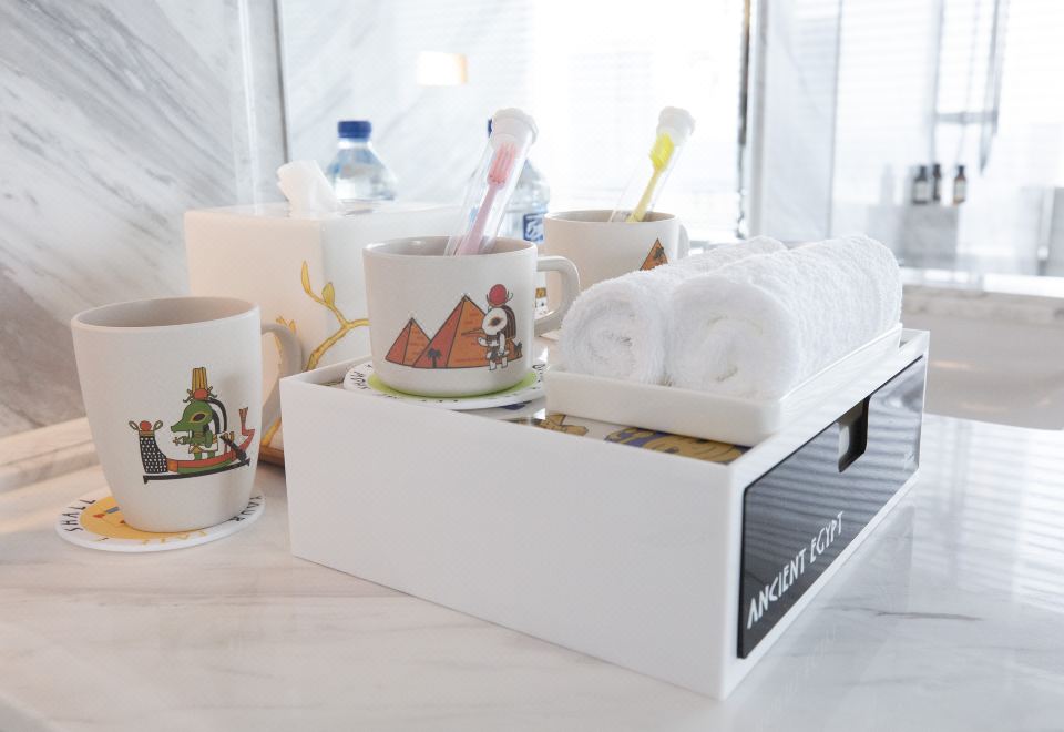 Park Hyatt HangzhouEgyptian Theme Family Deluxe Room