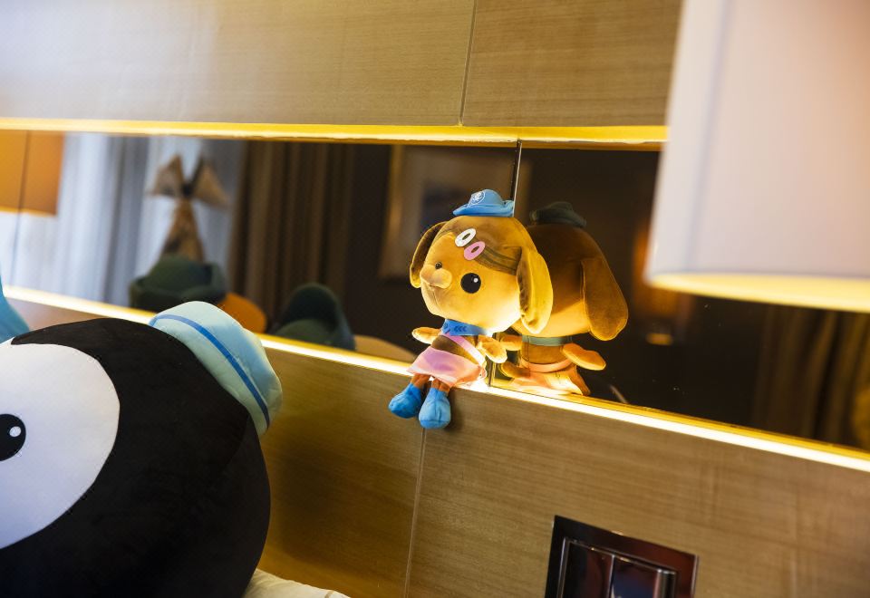 海底小縱隊親子房