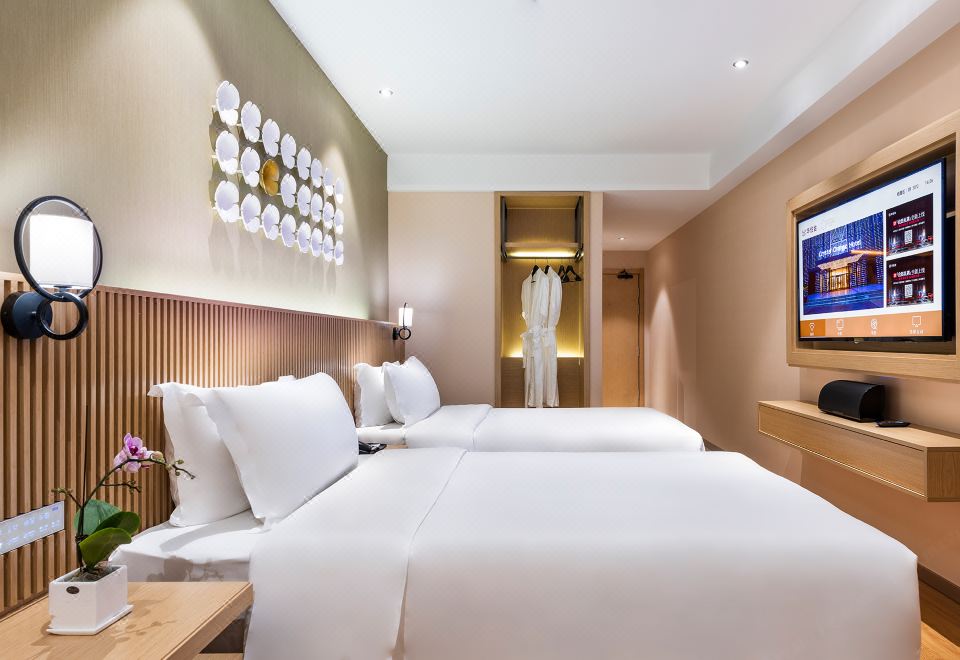 商务双床房（迷你冰箱+智能客控+电视投屏）