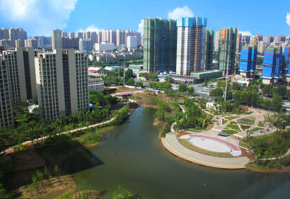 豪华湖景大床房（云栖湖景+斯林百兰床垫+休闲浴缸）