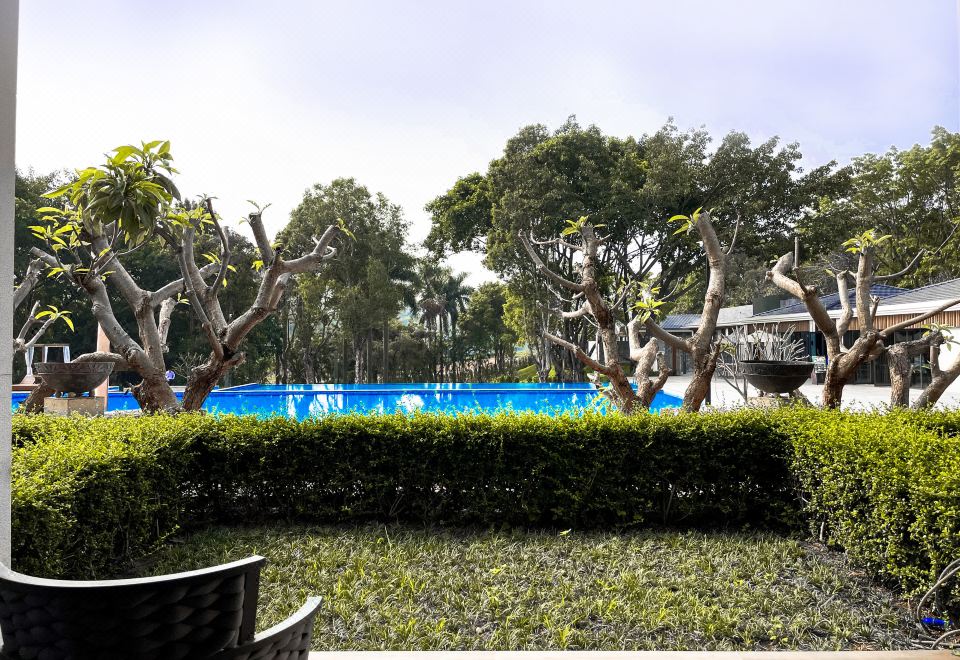 Long Island Golf & Private Resort HotelXiaofenglou Superior Double Bed Room