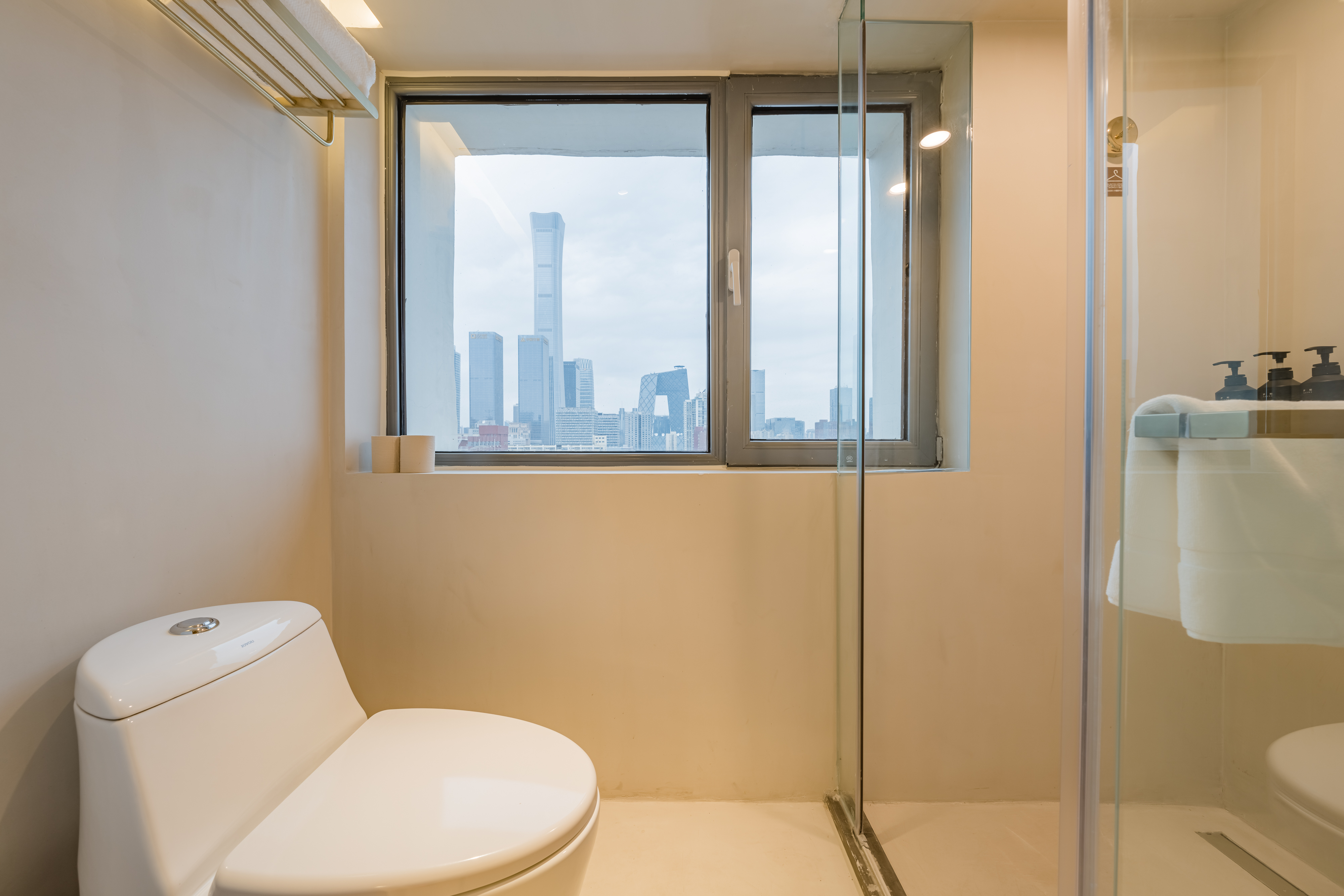 几木城景大床房（深睡枕PRO+手机投屏+小冰箱）