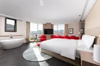 Yinchuan Meirui·Yue Hotel (Yuhuangge Gulou Pedestrian Street Branch) Hotels in 