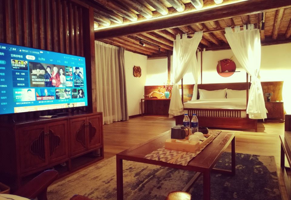 梁家大院—庭院大床房