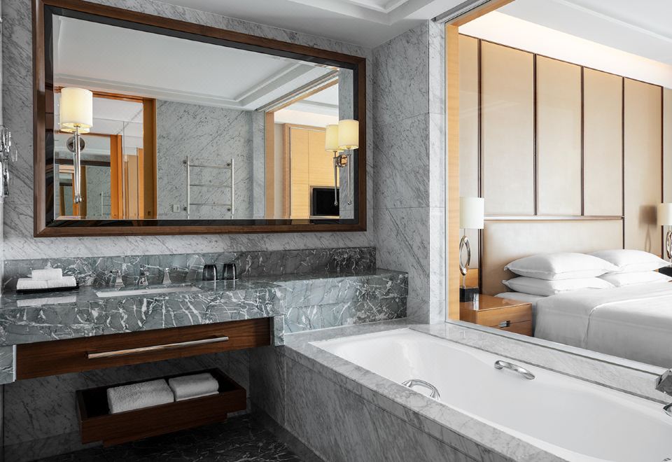 Sheraton Qingdao Jiaozhou HotelDeluxe Room (Twin bed)