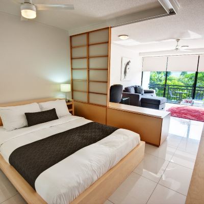 Studio Apartment The Docks on Goodwin Promo Code