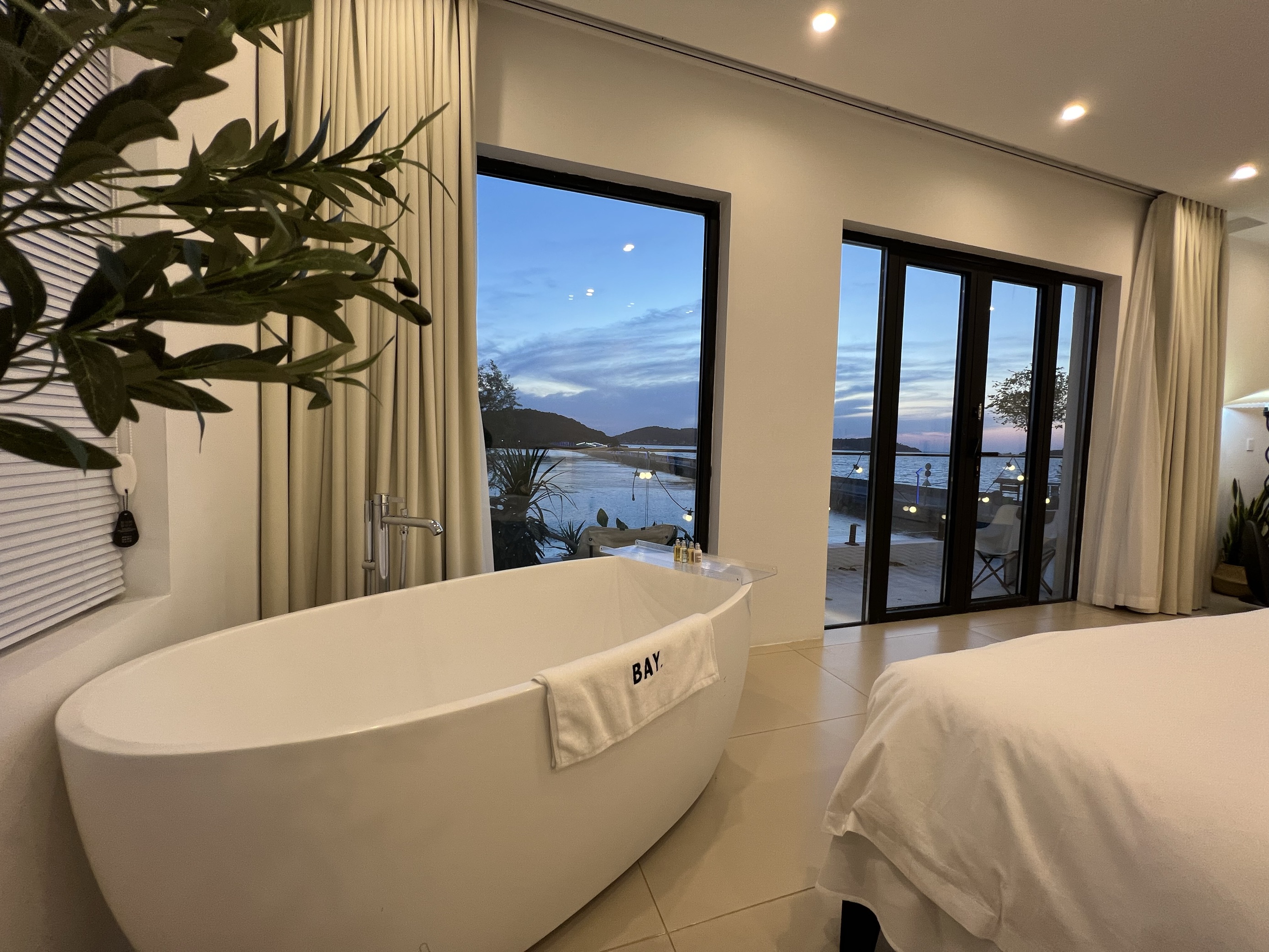 豪華湖景大床房【地暖】