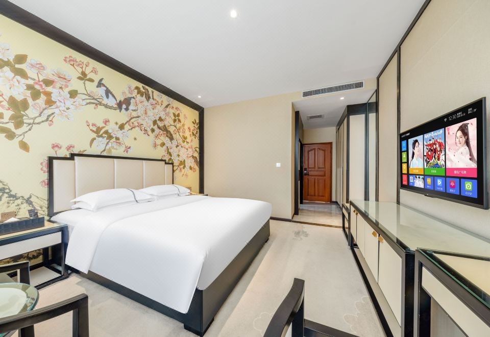 竹韻-豪華大床房（零圧床墊+精品旅行套裝+空調）