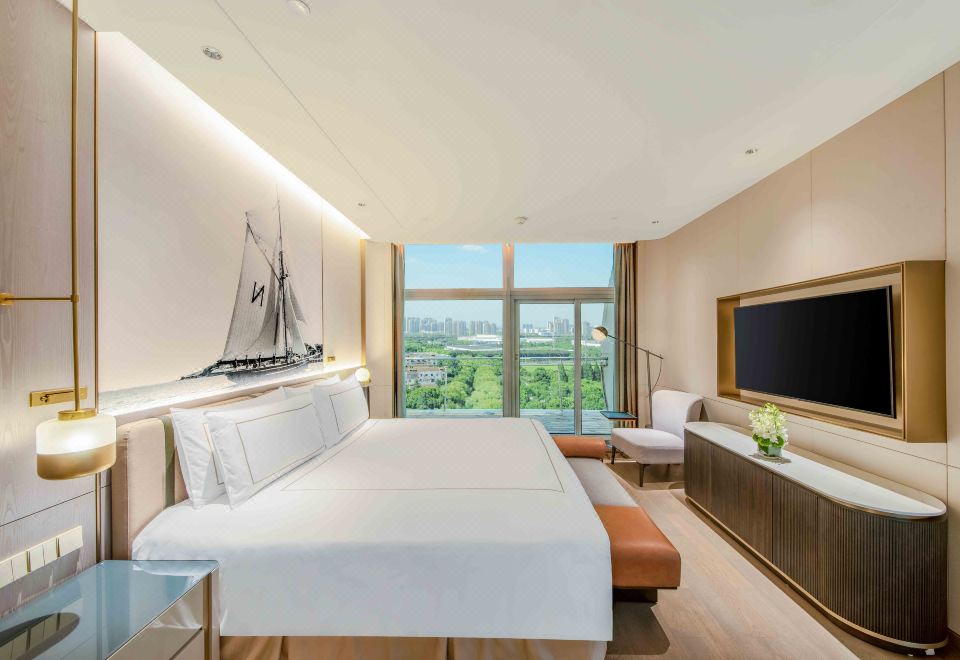 Crowne Plaza SuzhouExplorer Double Bed Suite