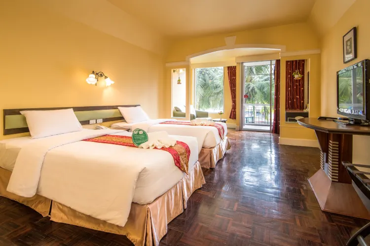 ห้องซูพีเรีย วิวทะเลสาบ เตียงเดี่ยว 2 เตียง