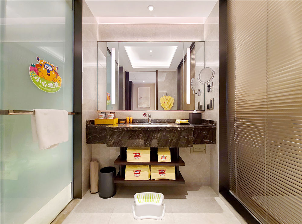 超級飛俠·酷芽主題大床房