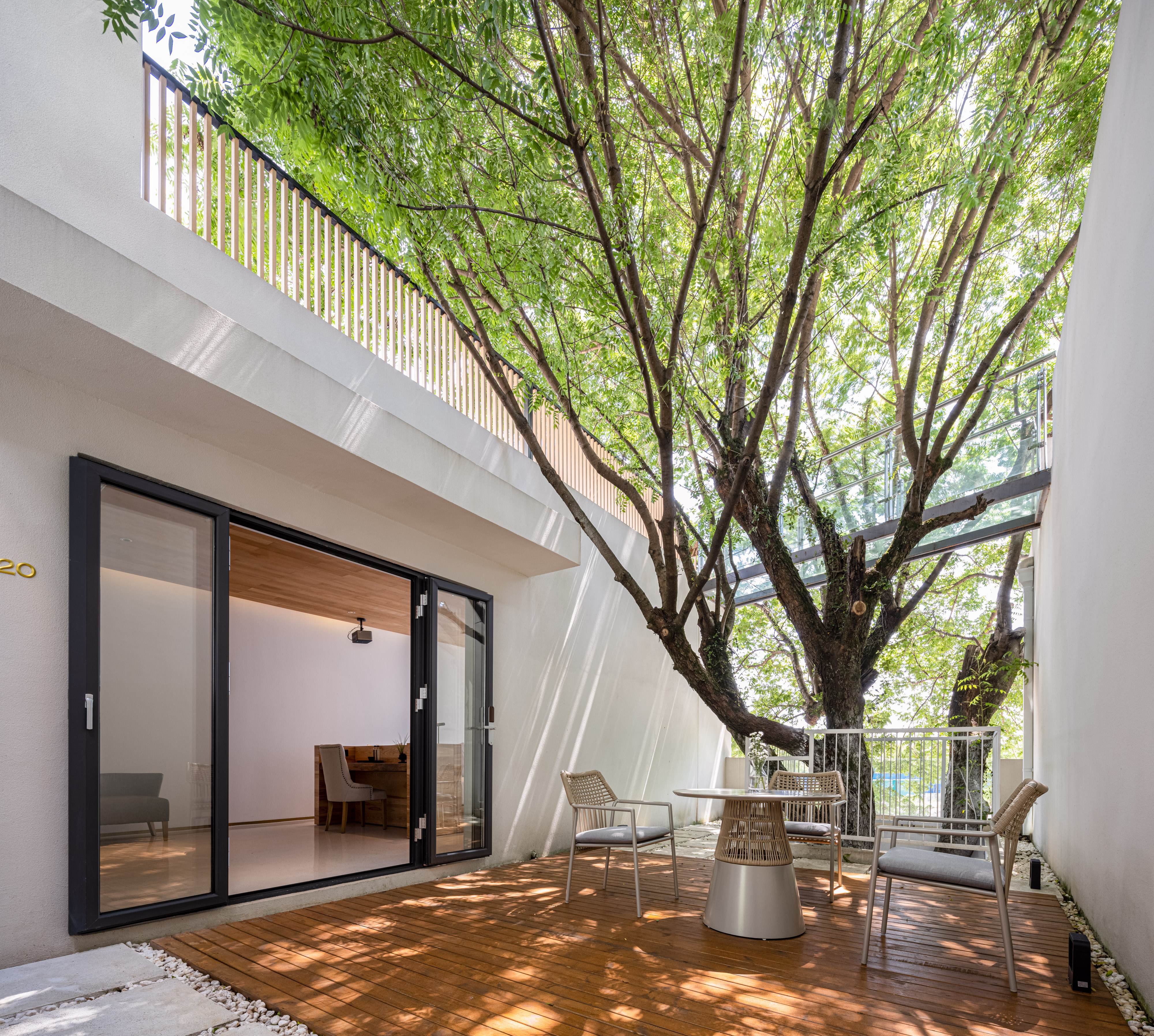 雾泊露台景观房