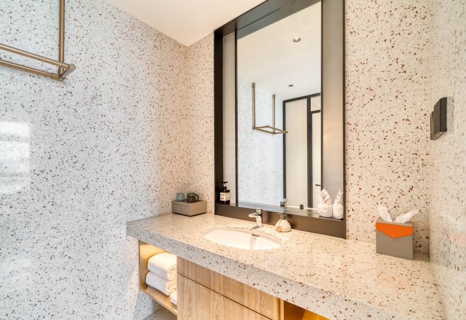 Landison Lanli Hotel HangzhouChildlike Parent-child Room B