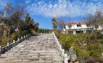 Red Clay Image Hotel Kunming