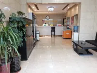 huayuan hotel Hotel di Baobai Shopping Plaza/Beiguo Future Mall