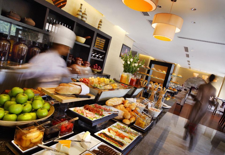 城景经典双床房直通俱乐部