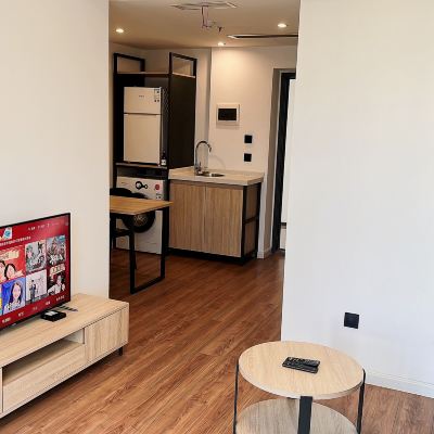 豪華公寓套房（商務辦公桌+一室一廳+視野開闊） OVU國際服務公寓飯店（合肥濱湖會展中心中央公園店）優惠