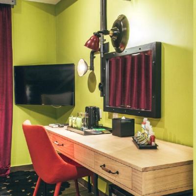 Studio King Pool Dash Box Hotel Cyberjaya Promo Code