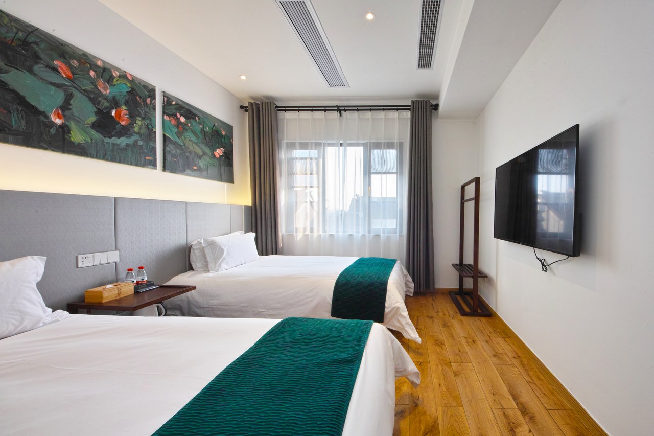 精致九室一厅套房