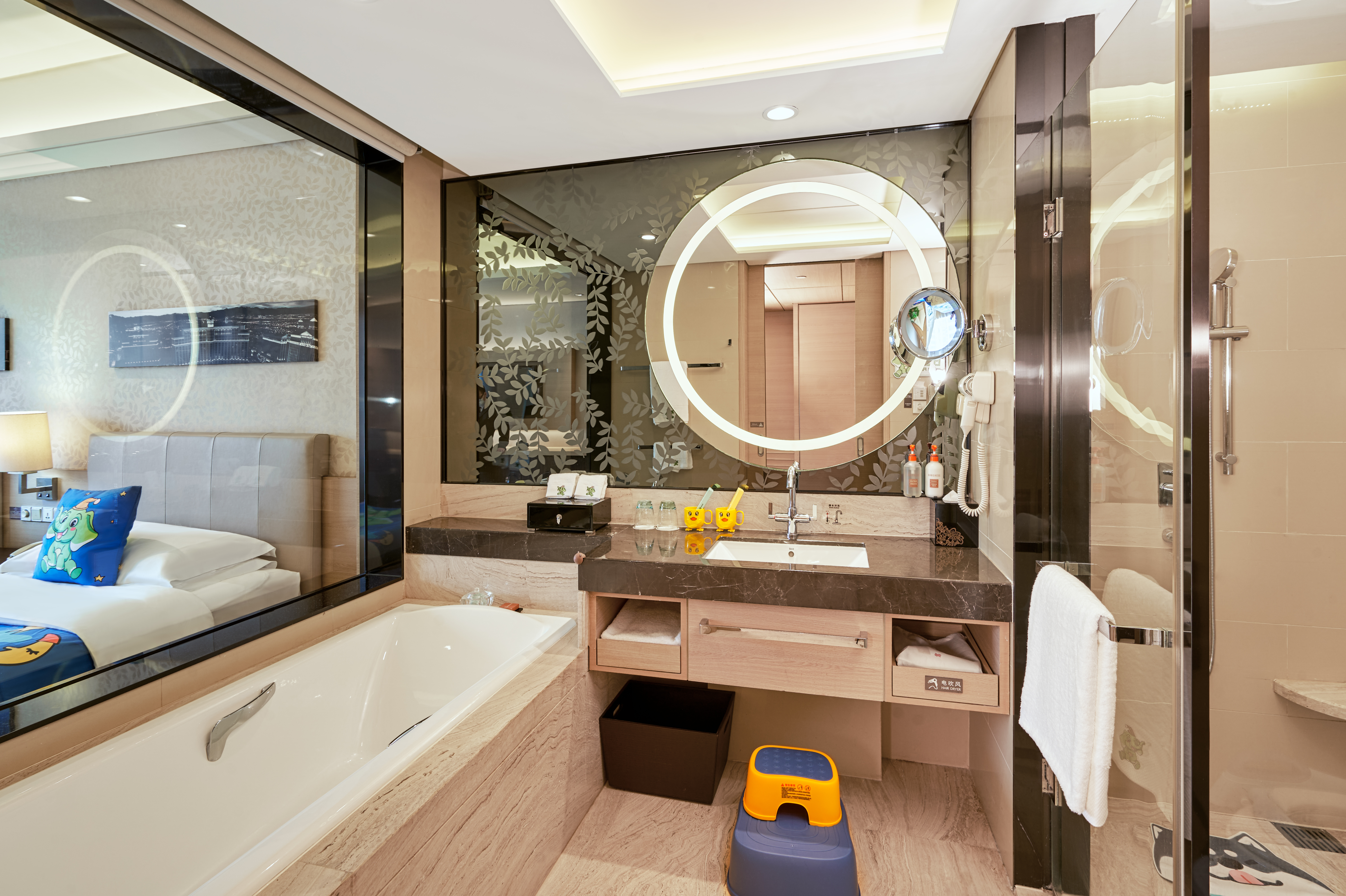 小飞象亲子主题双床房