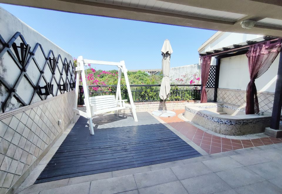 玫瑰園豪華溫泉大床房【古羅馬建筑風格+私人泡池】