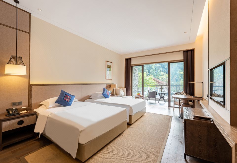 园景至尊双床房