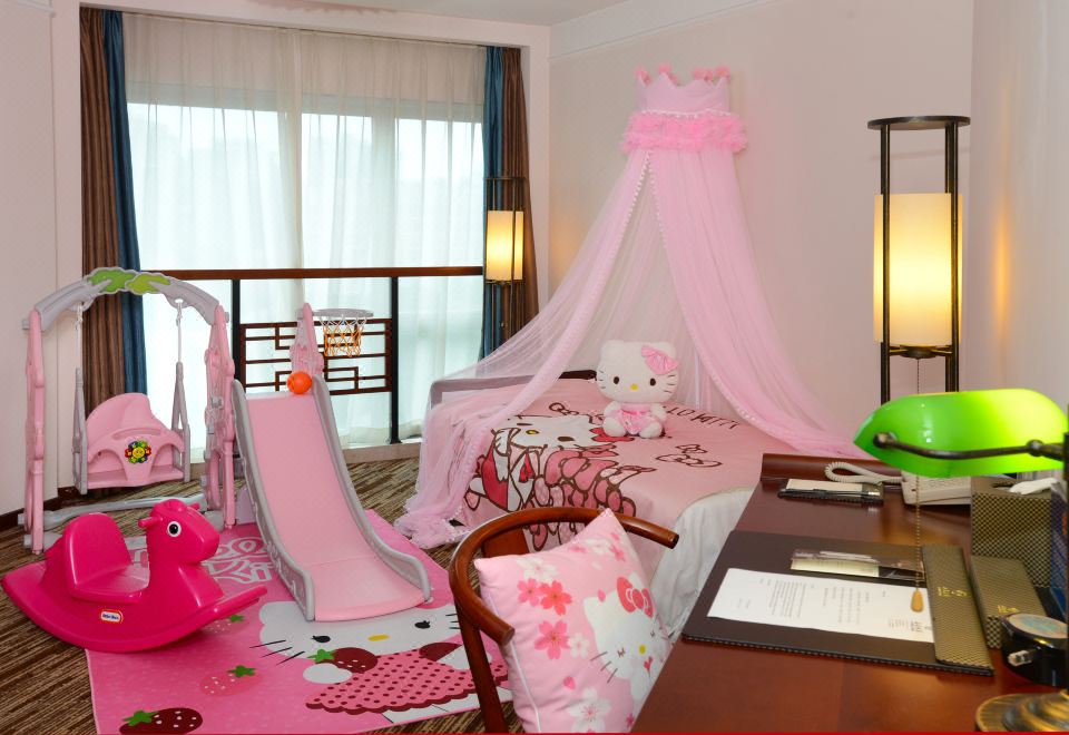 KItty智享呼吸商务高级套房