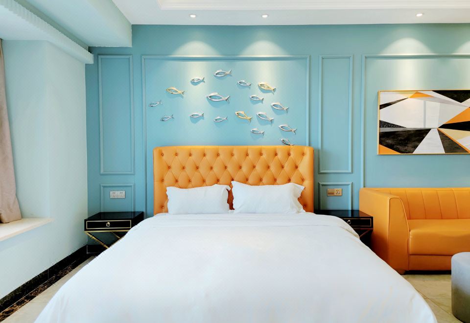 轻奢简约大床房-洗衣机+冰箱+高速吹风机