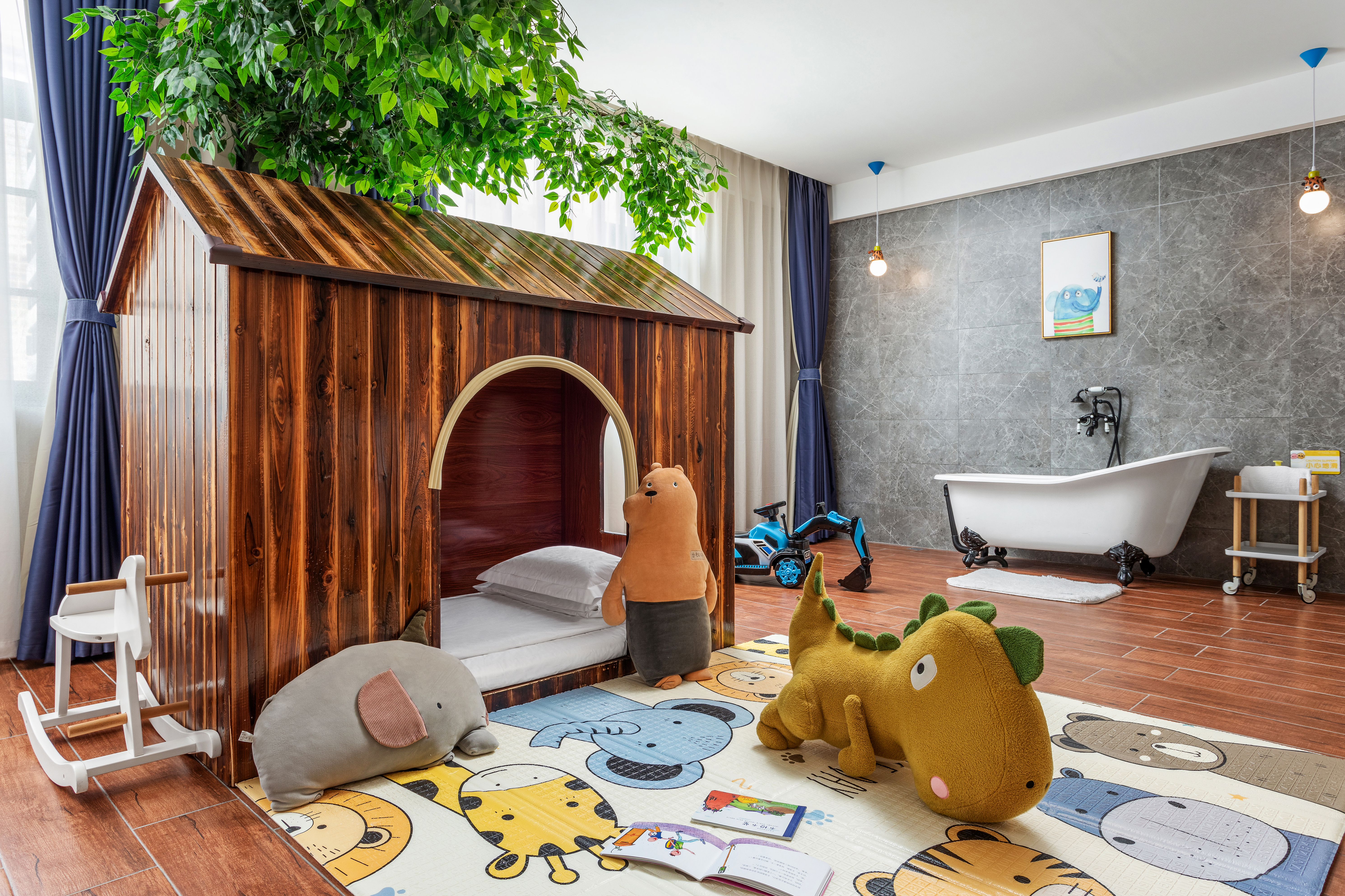 森林木屋丨宝贝分床睡主题房（浴缸+金可儿床垫）
