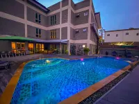 Cha Li's Family Hotel&Hostel