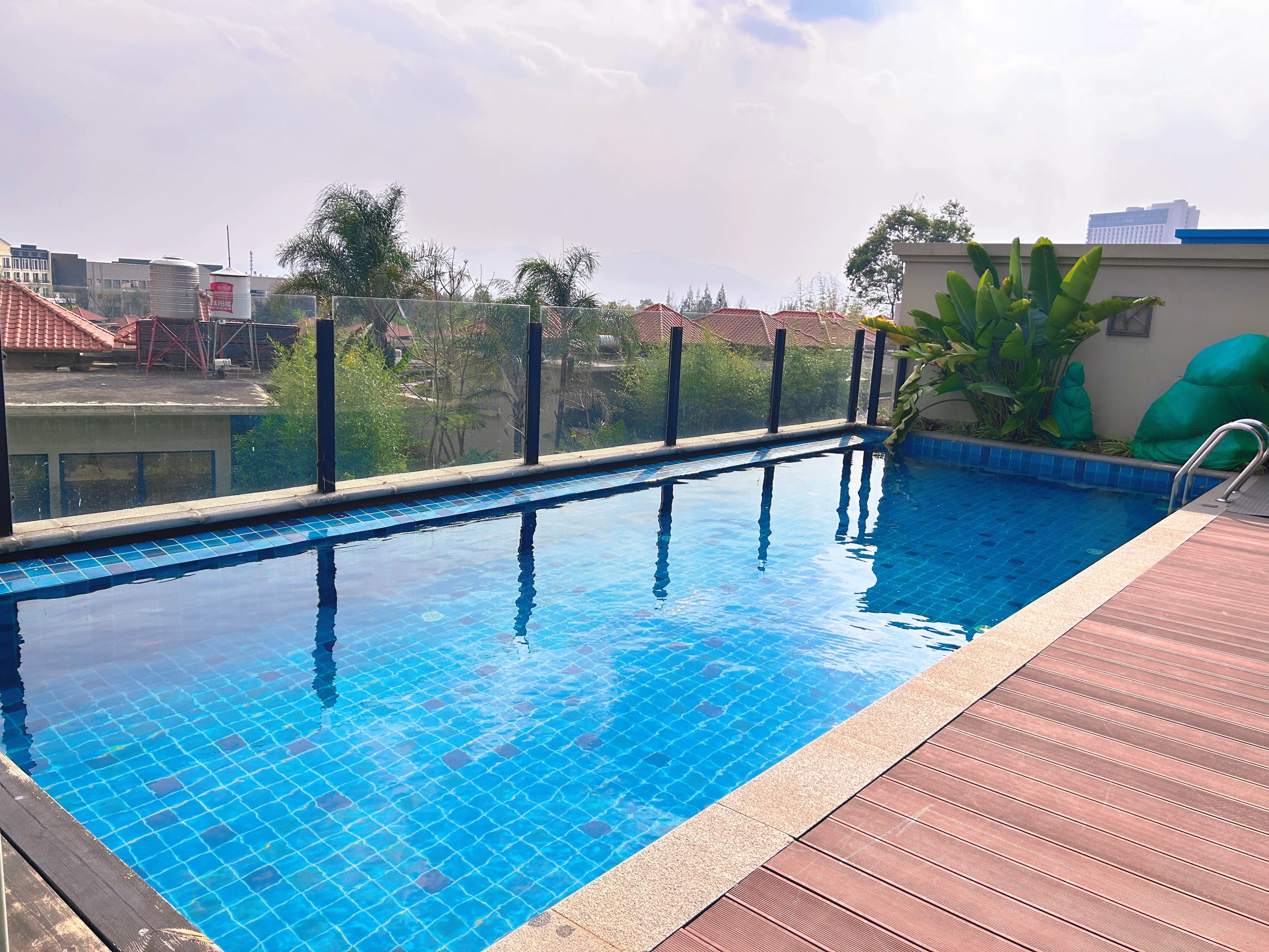 畅享·影院三卧一厅泳池别墅