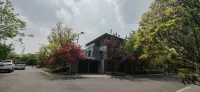 Yingying Mountain House B&B Hotele w: 
