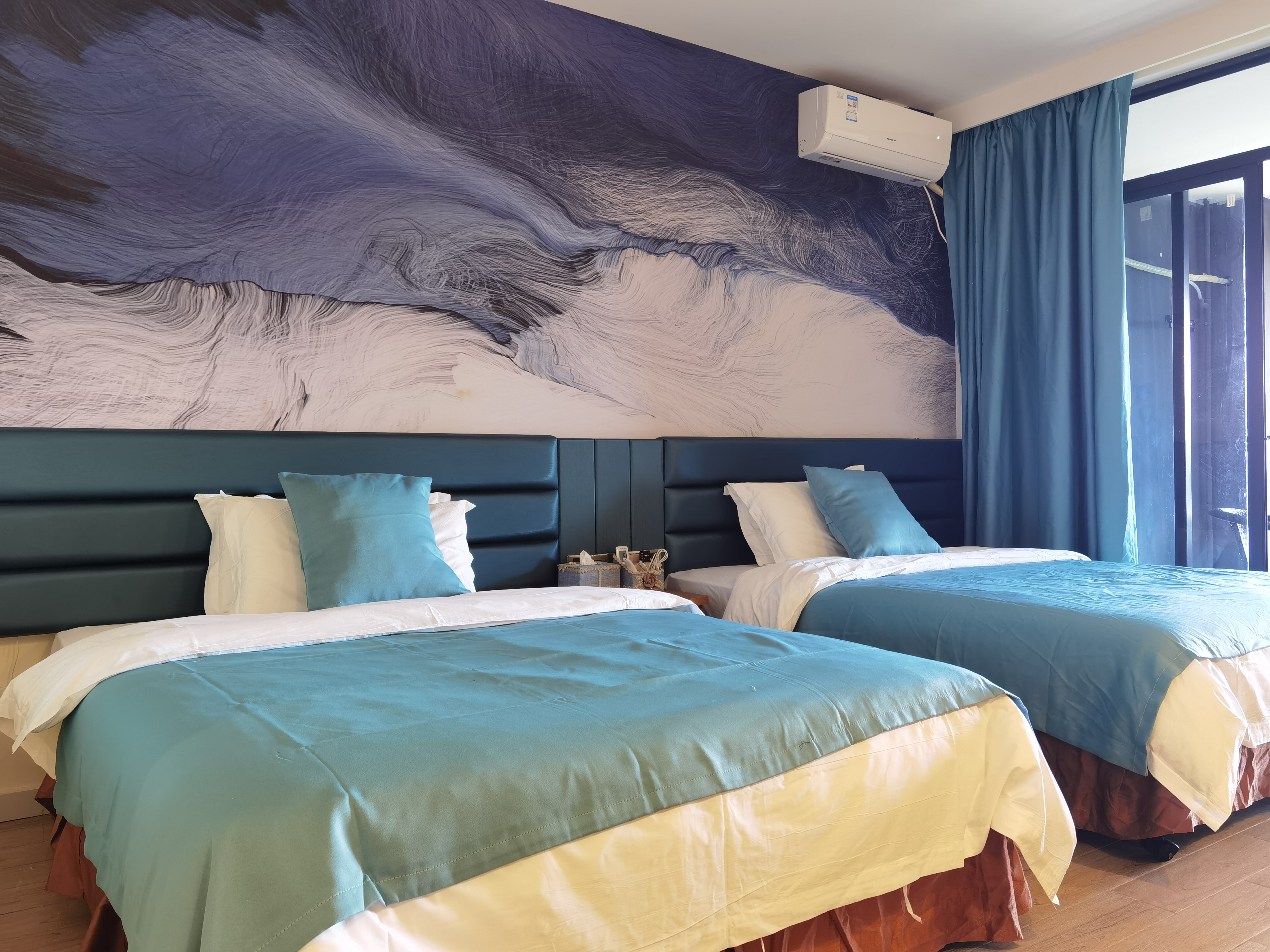 Family Friendly Family Room