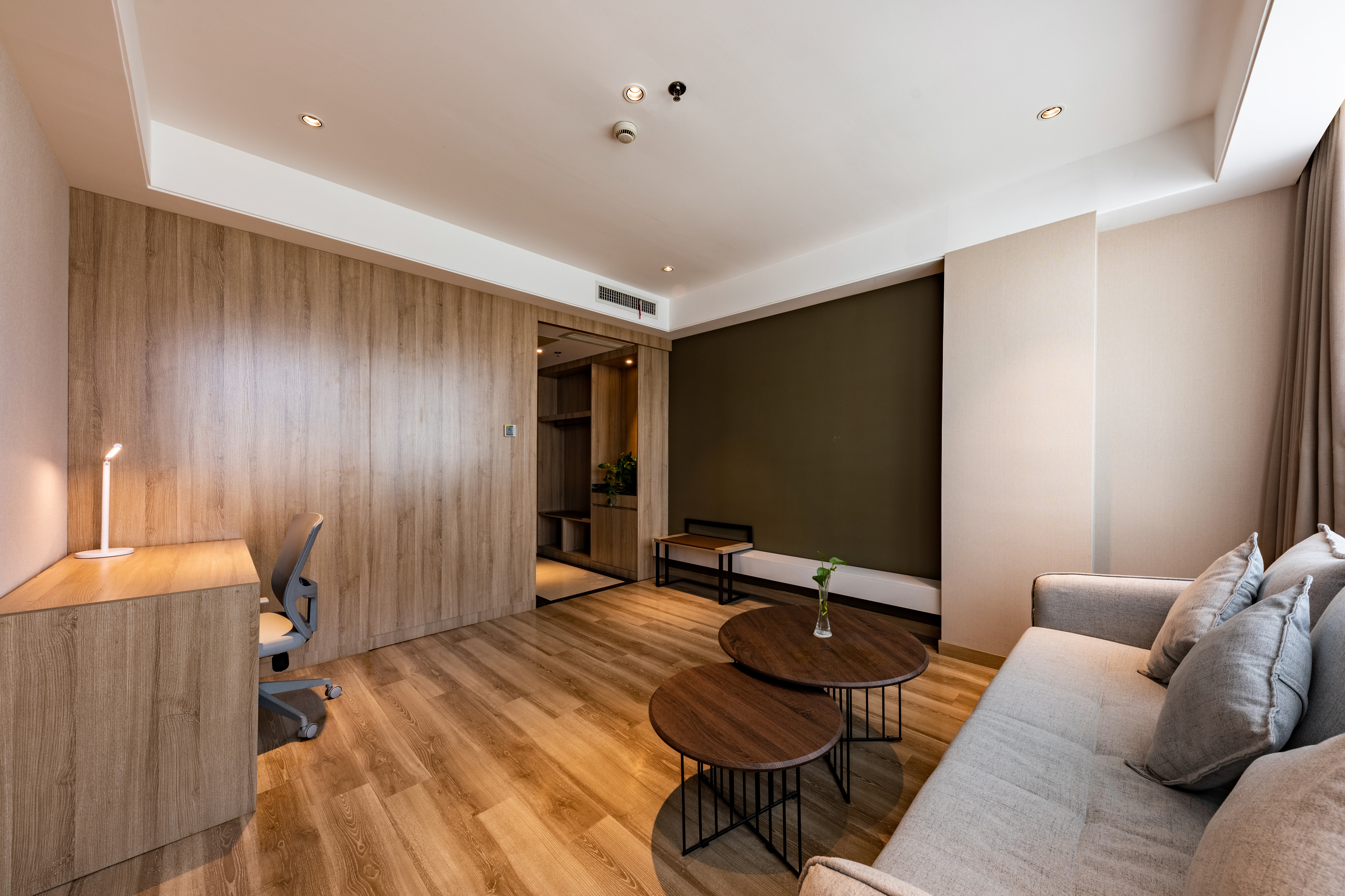 武丨豪華套房（獨立會客區+智能按摩椅）